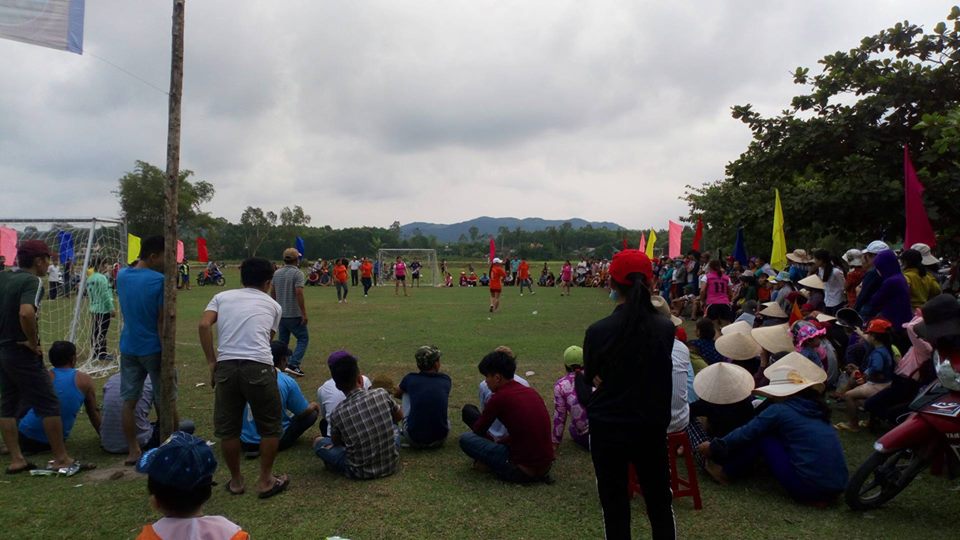 Hội LHPN xã Quế Xuân 2 tổ chức giải bóng đá mini 2018